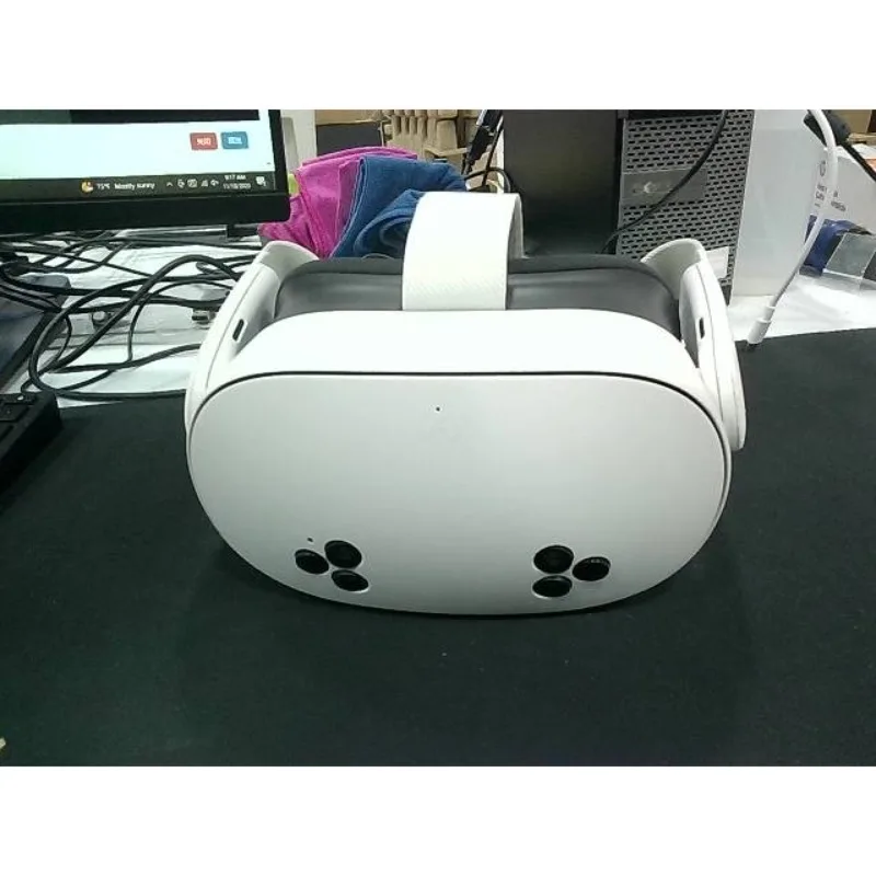 Oculus quest 3S 128GB - All-in- One Headset - Image 2